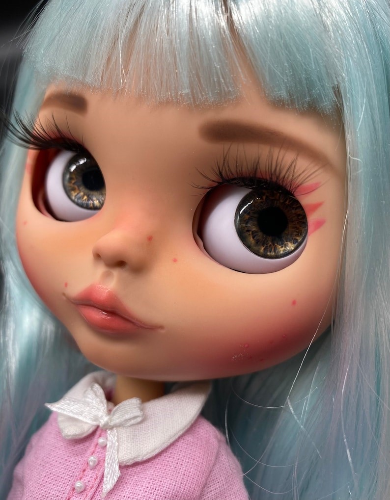Natalie – Custom Blythe Doll One-Of-A-Kind OOAK Custom OOAK Blythe Doll