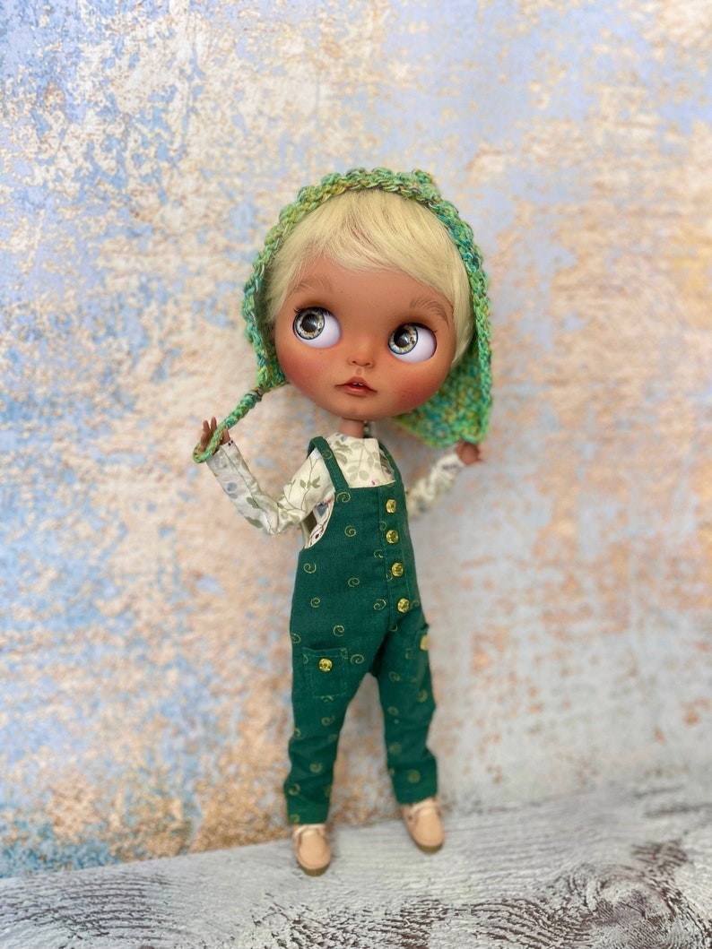 Quinn – Custom Blythe Doll One-Of-A-Kind OOAK Custom OOAK Blythe Doll