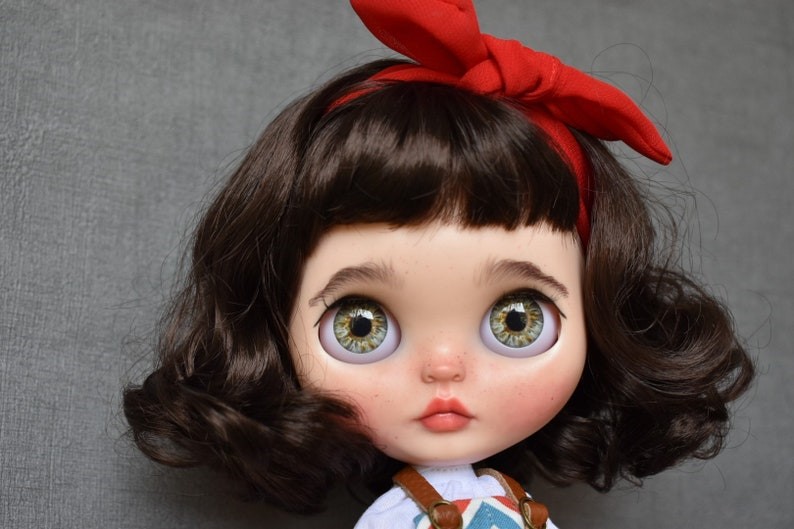 Sabrina – Custom Blythe Doll One-Of-A-Kind OOAK Custom OOAK Blythe Doll