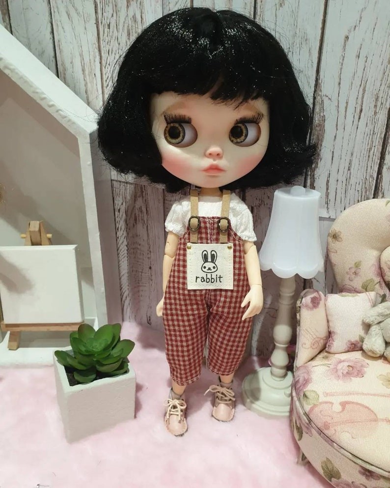 Amber – Custom Blythe Doll One-Of-A-Kind OOAK Custom OOAK Blythe Doll