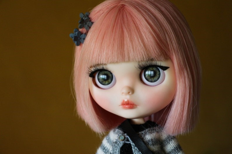 Katie – Custom Blythe Doll One-Of-A-Kind OOAK Custom OOAK Blythe Doll