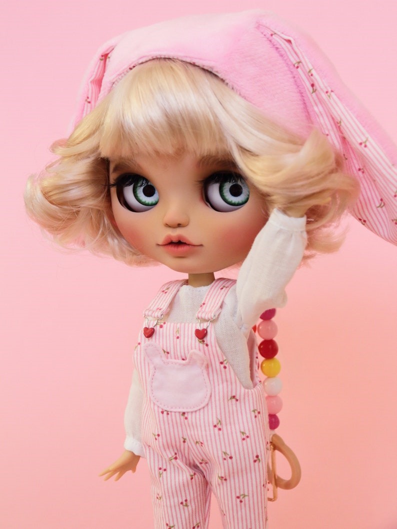 Kennedi – Custom Blythe Doll One-Of-A-Kind OOAK Custom OOAK Blythe Doll