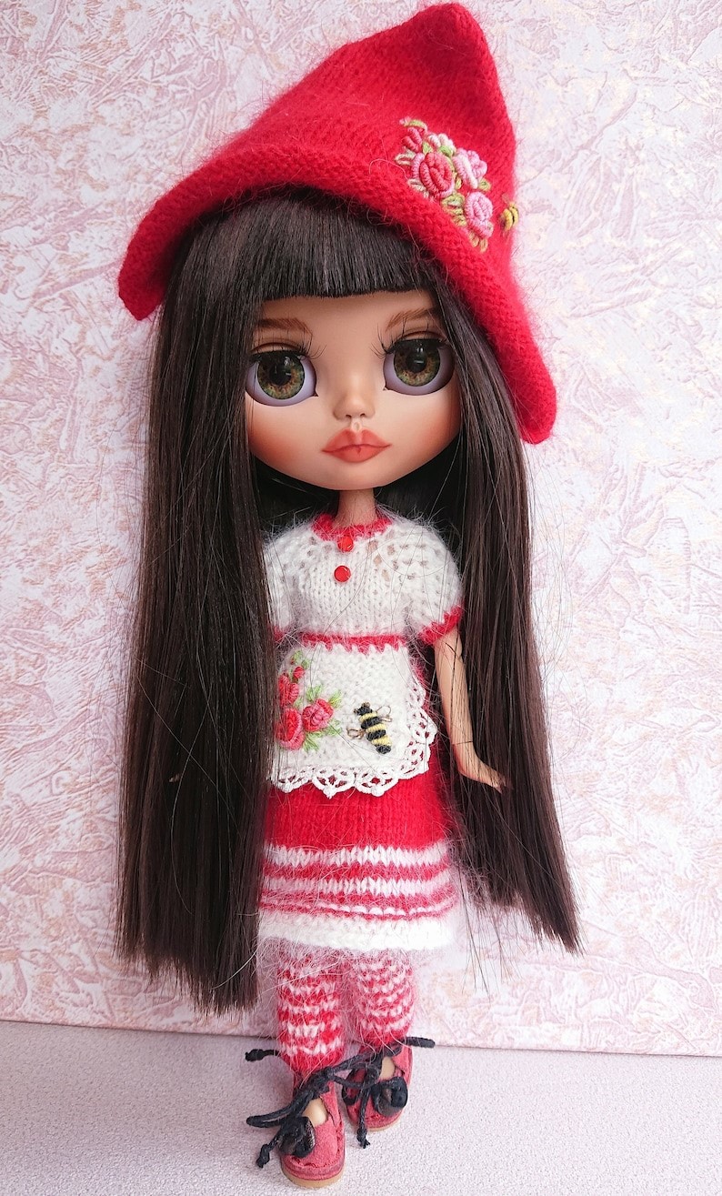 Leona – Custom Blythe Doll One-Of-A-Kind OOAK Custom OOAK Blythe Doll