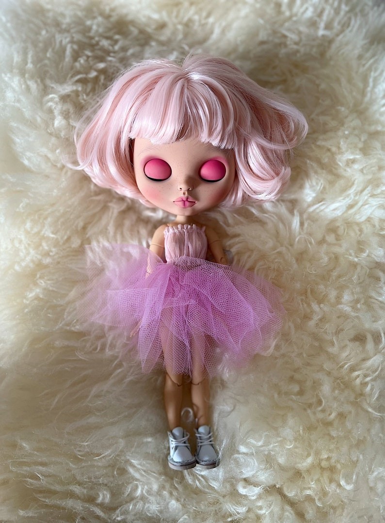 Lorelai – Custom Blythe Doll One-Of-A-Kind OOAK Custom OOAK Blythe Doll