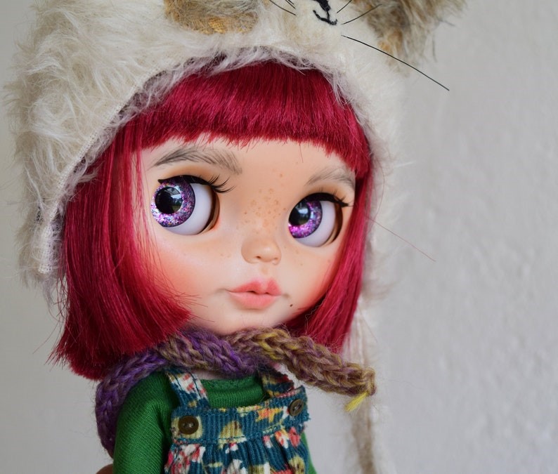 Saige – Custom Blythe Doll One-Of-A-Kind OOAK Custom OOAK Blythe Doll