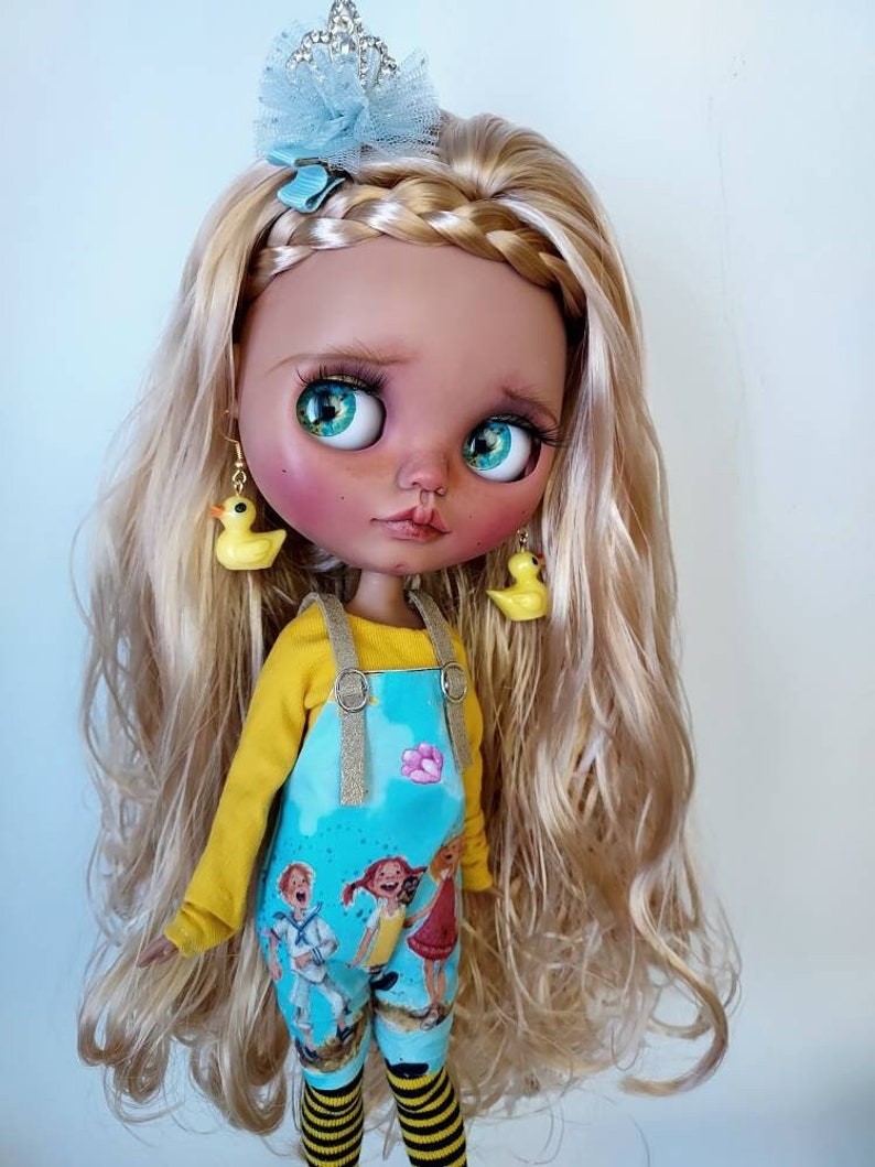 Amalie – Custom Blythe Doll One-Of-A-Kind OOAK Custom OOAK Blythe Doll