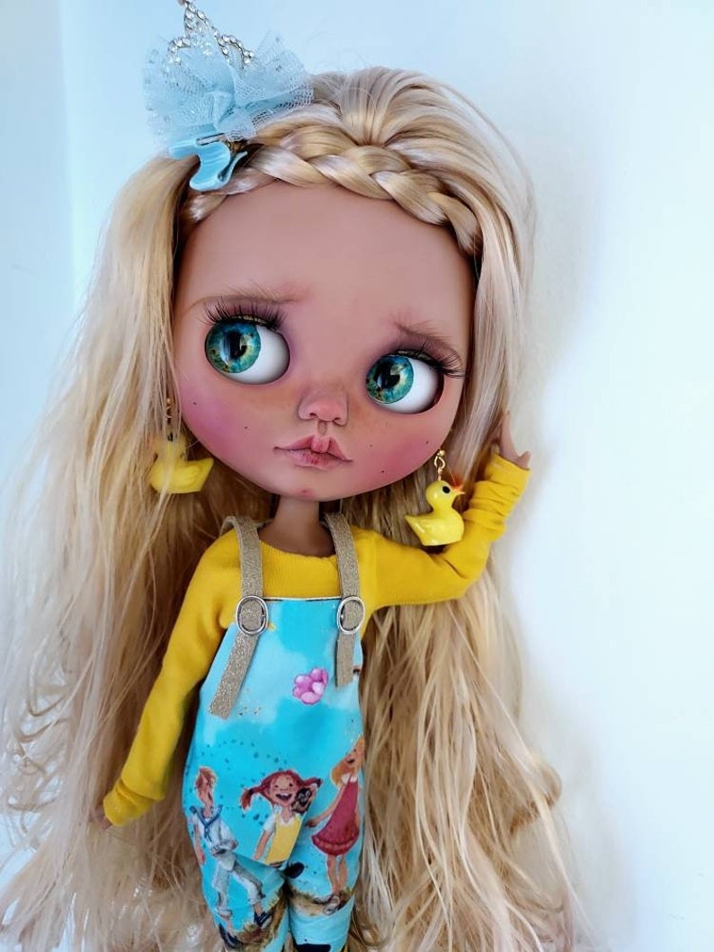 Amalie – Custom Blythe Doll One-Of-A-Kind OOAK Custom OOAK Blythe Doll