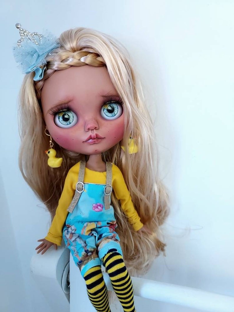 Amalie – Custom Blythe Doll One-Of-A-Kind OOAK Custom OOAK Blythe Doll