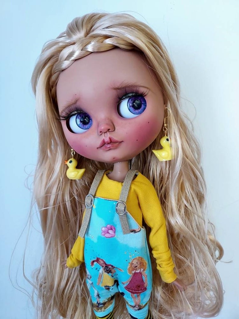 Amalie – Custom Blythe Doll One-Of-A-Kind OOAK Custom OOAK Blythe Doll