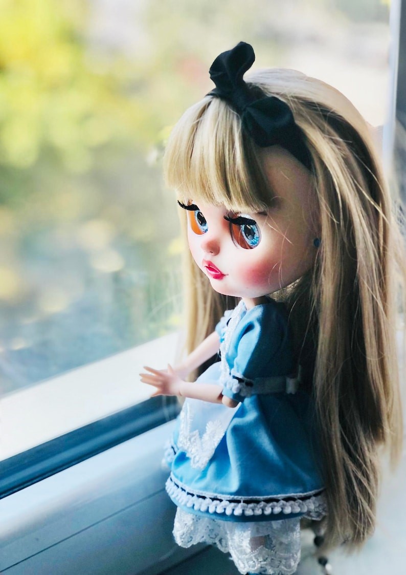 Amaris – Custom Blythe Doll One-Of-A-Kind OOAK Custom OOAK Blythe Doll