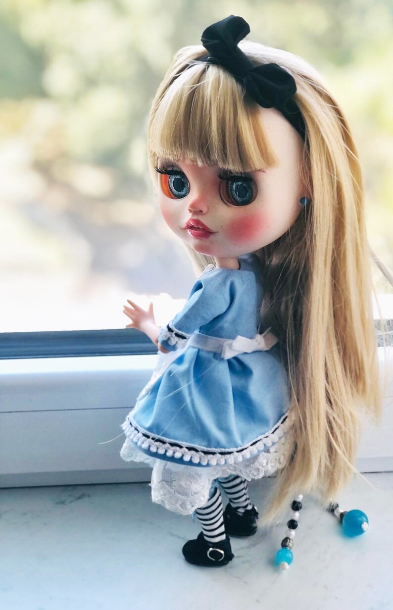 Amaris – Custom Blythe Doll One-Of-A-Kind OOAK Custom OOAK Blythe Doll
