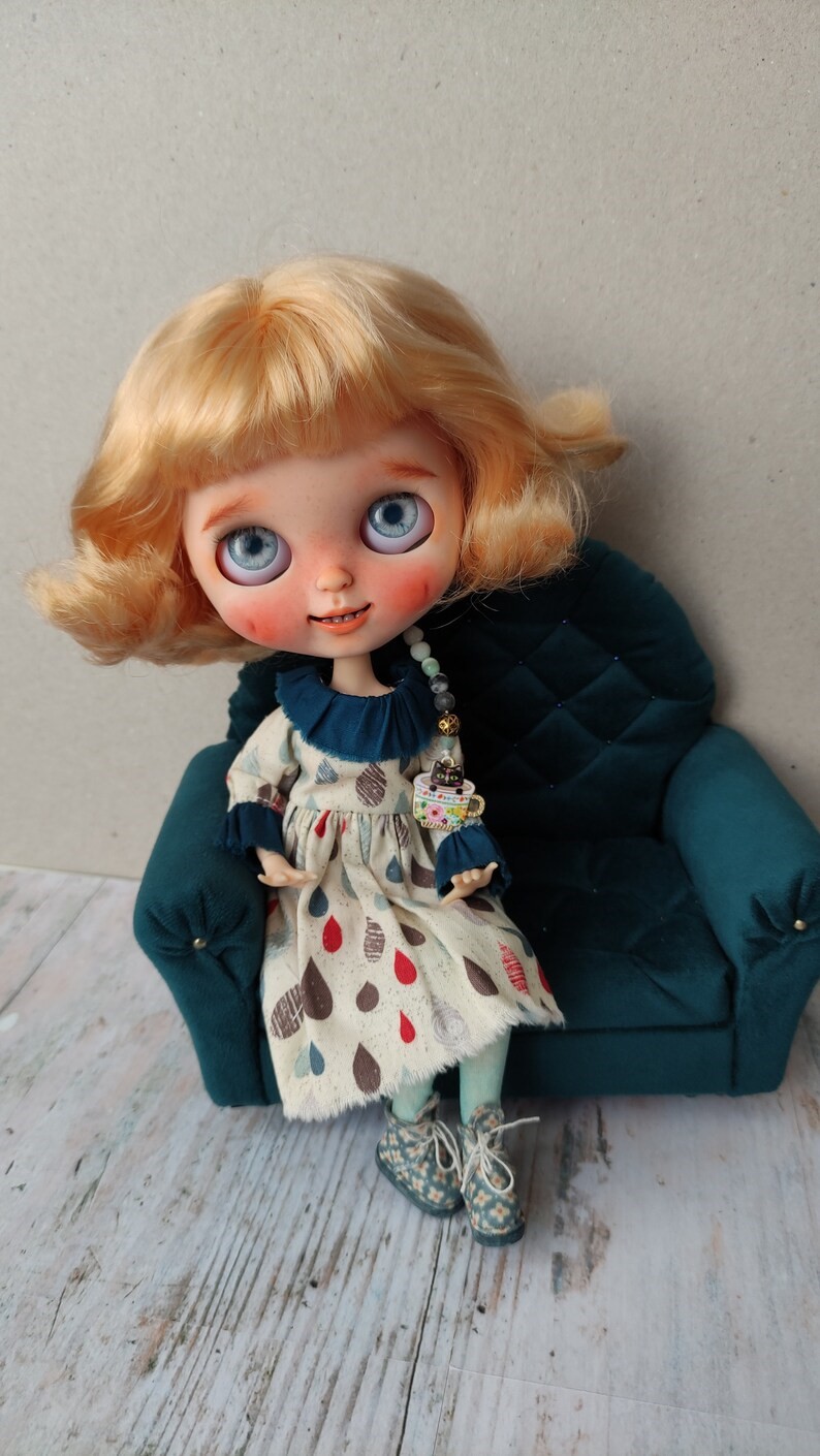 Annabella – Custom Blythe Doll One-Of-A-Kind OOAK Custom OOAK Blythe Doll