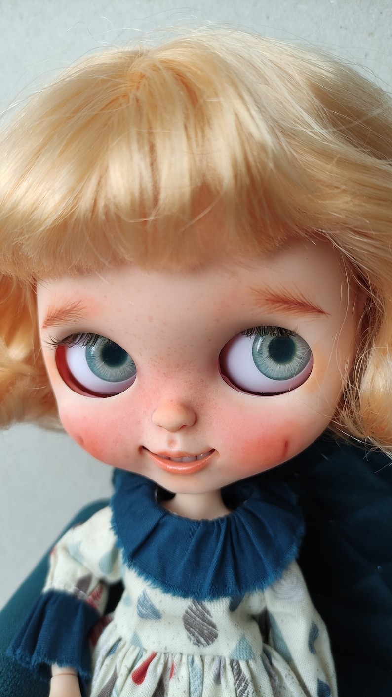 Annabella – Custom Blythe Doll One-Of-A-Kind OOAK Custom OOAK Blythe Doll