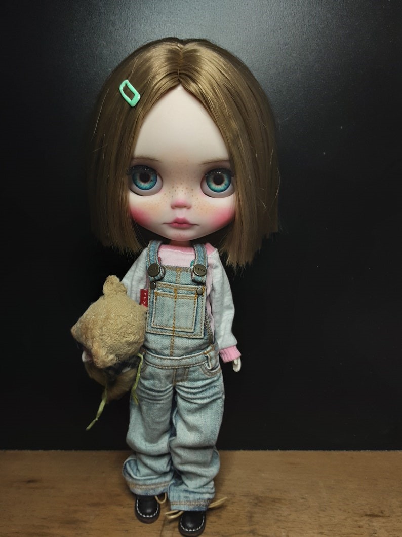 Aubrey – Custom Blythe Doll One-Of-A-Kind OOAK Custom OOAK Blythe Doll