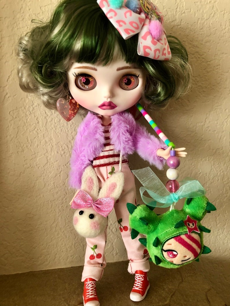 Avery – Custom Blythe Doll One-Of-A-Kind OOAK Custom OOAK Blythe Doll