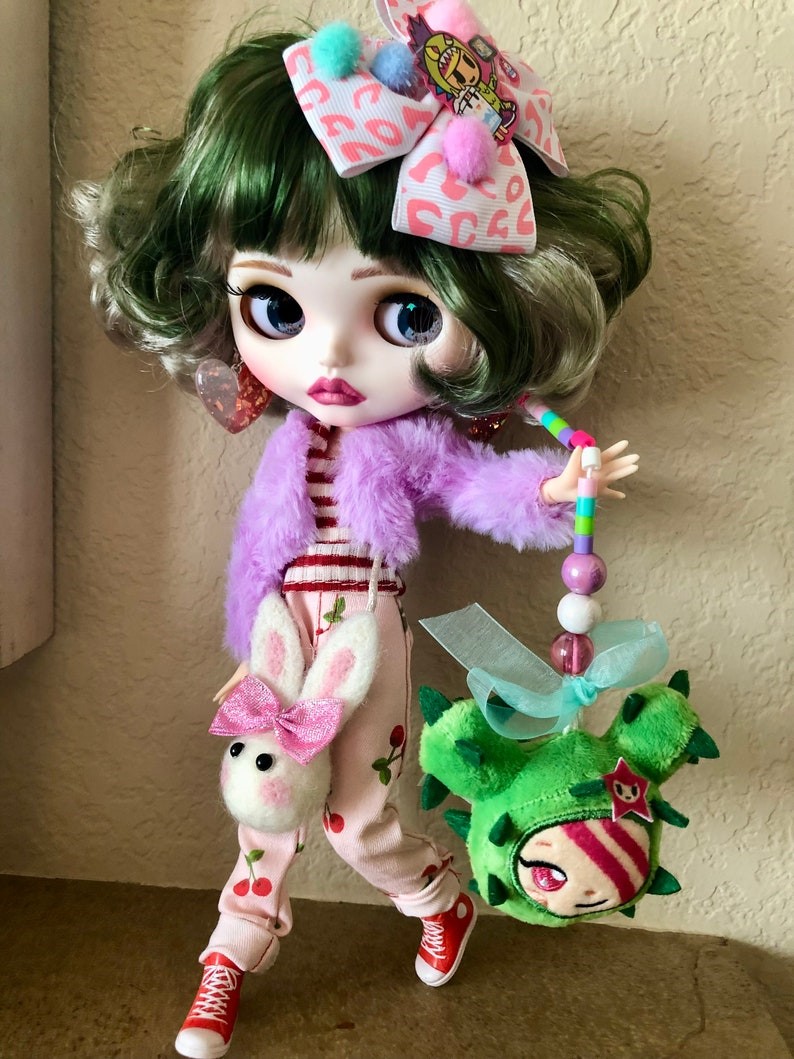 Avery – Custom Blythe Doll One-Of-A-Kind OOAK Custom OOAK Blythe Doll