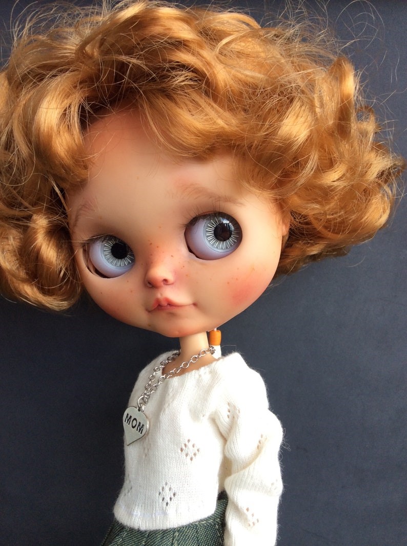 Billie – Custom Blythe Doll One-Of-A-Kind OOAK Custom OOAK Blythe Doll