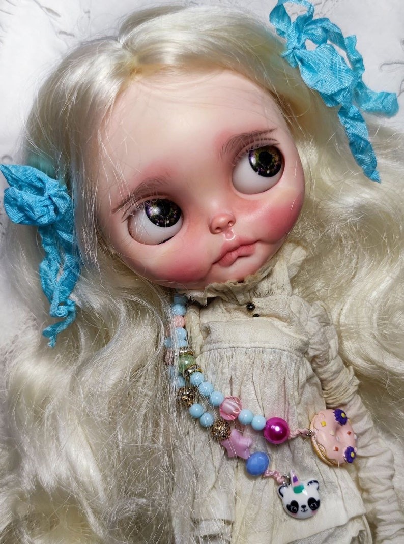 Clarissa – Custom Blythe Doll One-Of-A-Kind OOAK Custom OOAK Blythe Doll
