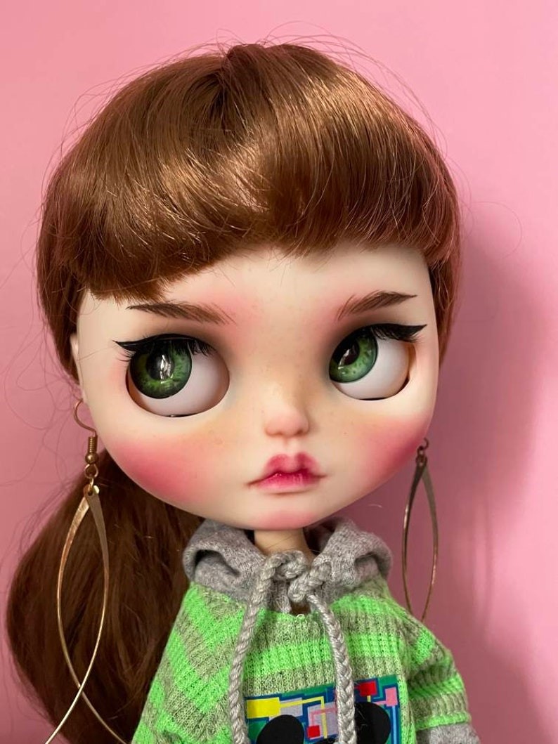 Delilah – Custom Blythe Doll One-Of-A-Kind OOAK Custom OOAK Blythe Doll