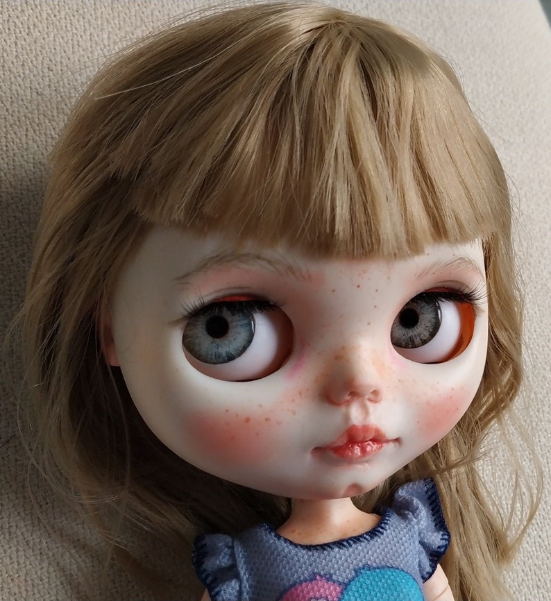 Ella – Custom Blythe Doll One-Of-A-Kind OOAK Custom OOAK Blythe Doll