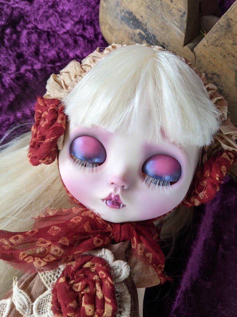 Emily – Custom Blythe Doll One-Of-A-Kind OOAK Custom OOAK Blythe Doll