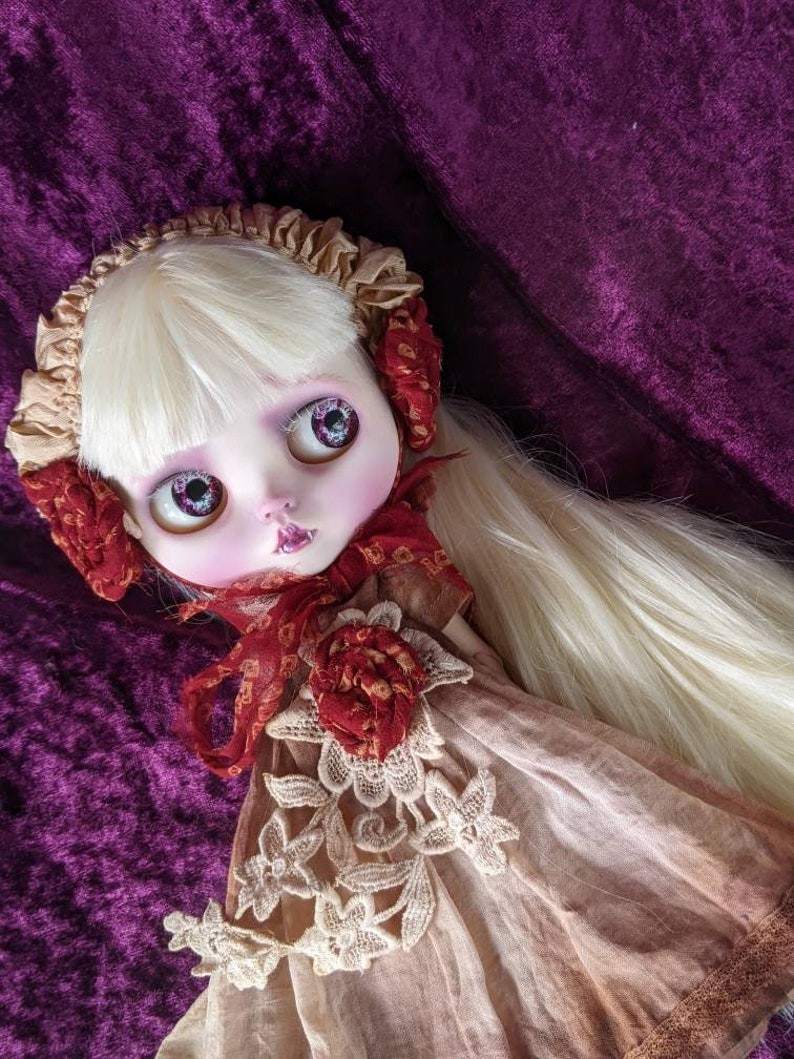 Emily – Custom Blythe Doll One-Of-A-Kind OOAK Custom OOAK Blythe Doll