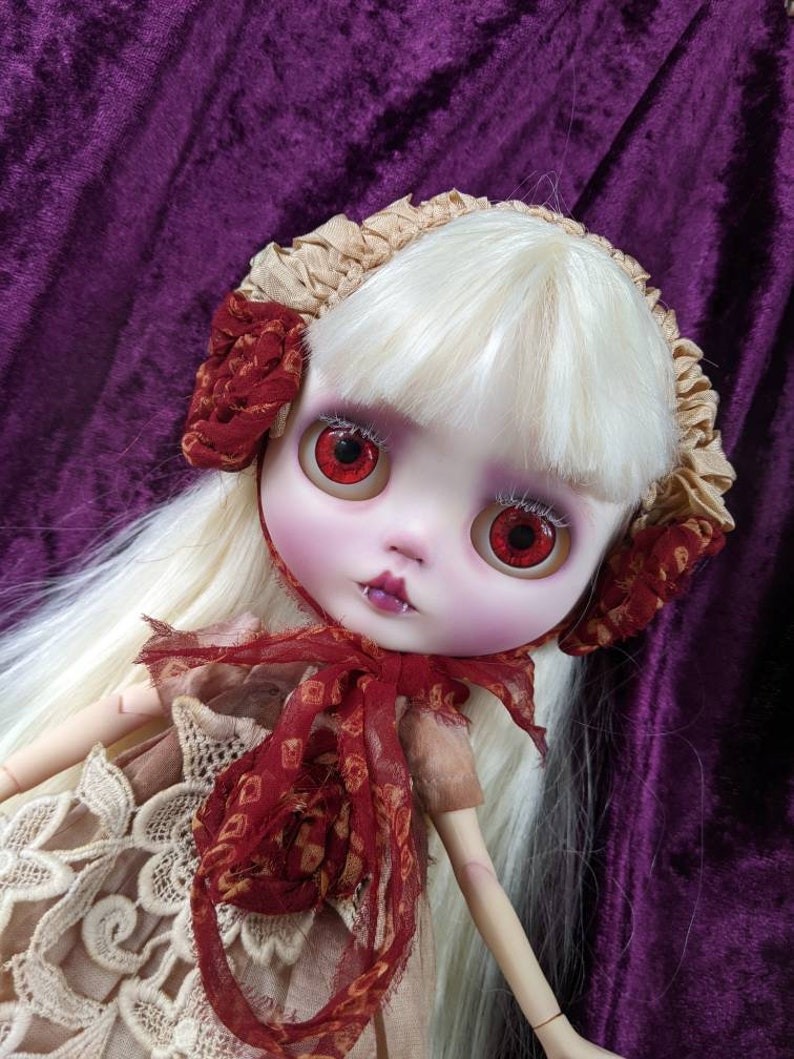 Emily – Custom Blythe Doll One-Of-A-Kind OOAK Custom OOAK Blythe Doll