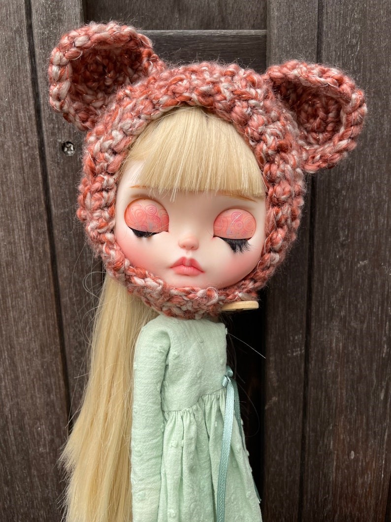 Katherine – Custom Blythe Doll One-Of-A-Kind OOAK Custom OOAK Blythe Doll