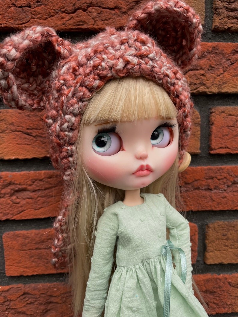 Katherine – Custom Blythe Doll One-Of-A-Kind OOAK Custom OOAK Blythe Doll