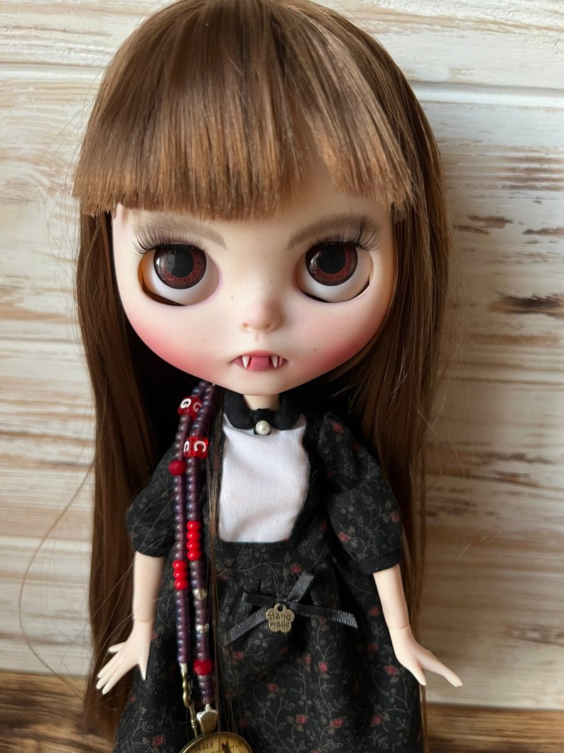 Kylie – Custom Blythe Doll One-Of-A-Kind OOAK Custom OOAK Blythe Doll