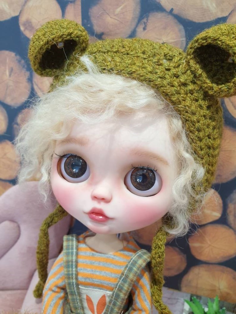 Lauryn – Custom Blythe Doll One-Of-A-Kind OOAK Custom OOAK Blythe Doll