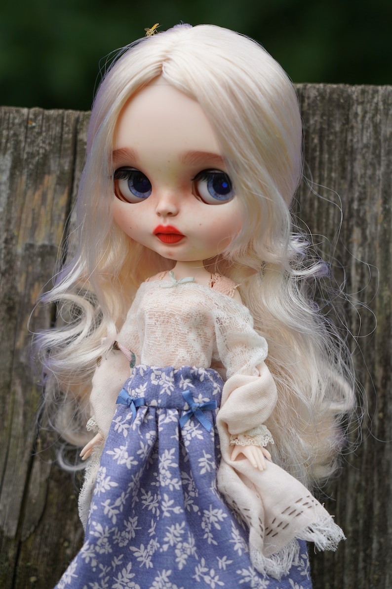 Leilani – Custom Blythe Doll One-Of-A-Kind OOAK Custom OOAK Blythe Doll