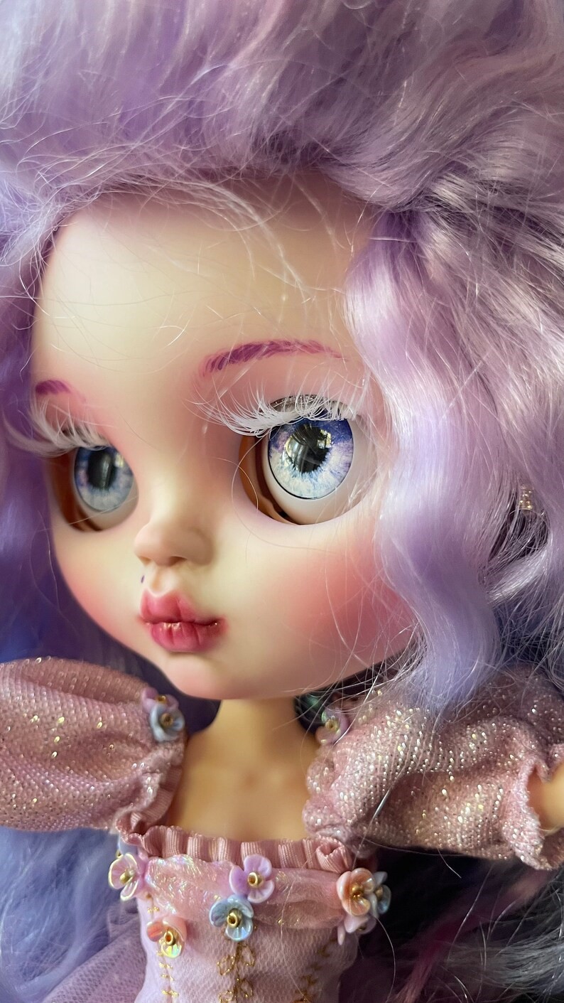 Luisa – Custom Blythe Doll One-Of-A-Kind OOAK Custom OOAK Blythe Doll