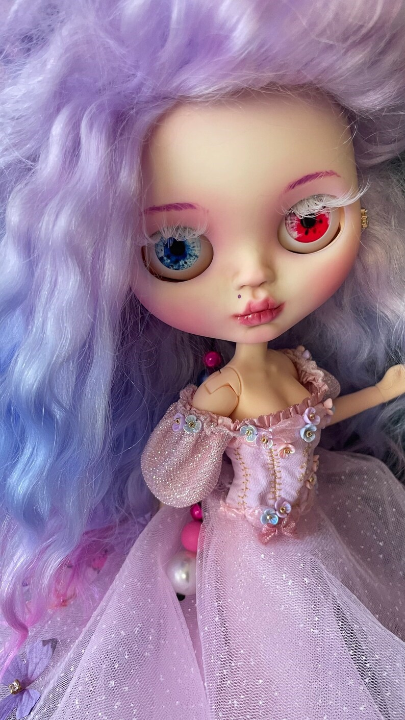 Luisa – Custom Blythe Doll One-Of-A-Kind OOAK Custom OOAK Blythe Doll