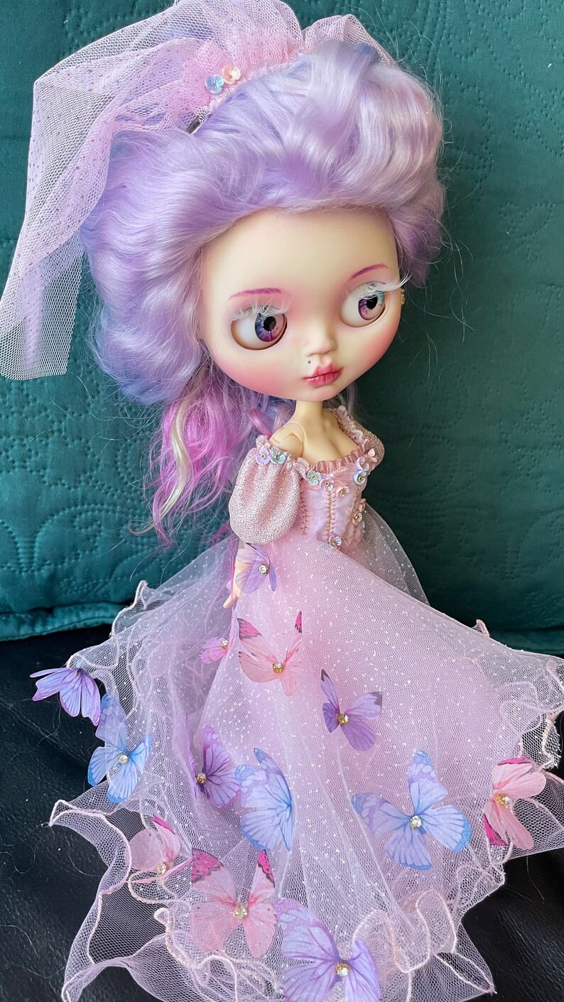 Luisa – Custom Blythe Doll One-Of-A-Kind OOAK Custom OOAK Blythe Doll
