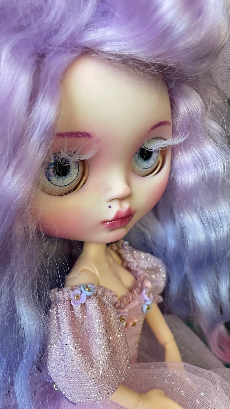 Luisa – Custom Blythe Doll One-Of-A-Kind OOAK Custom OOAK Blythe Doll