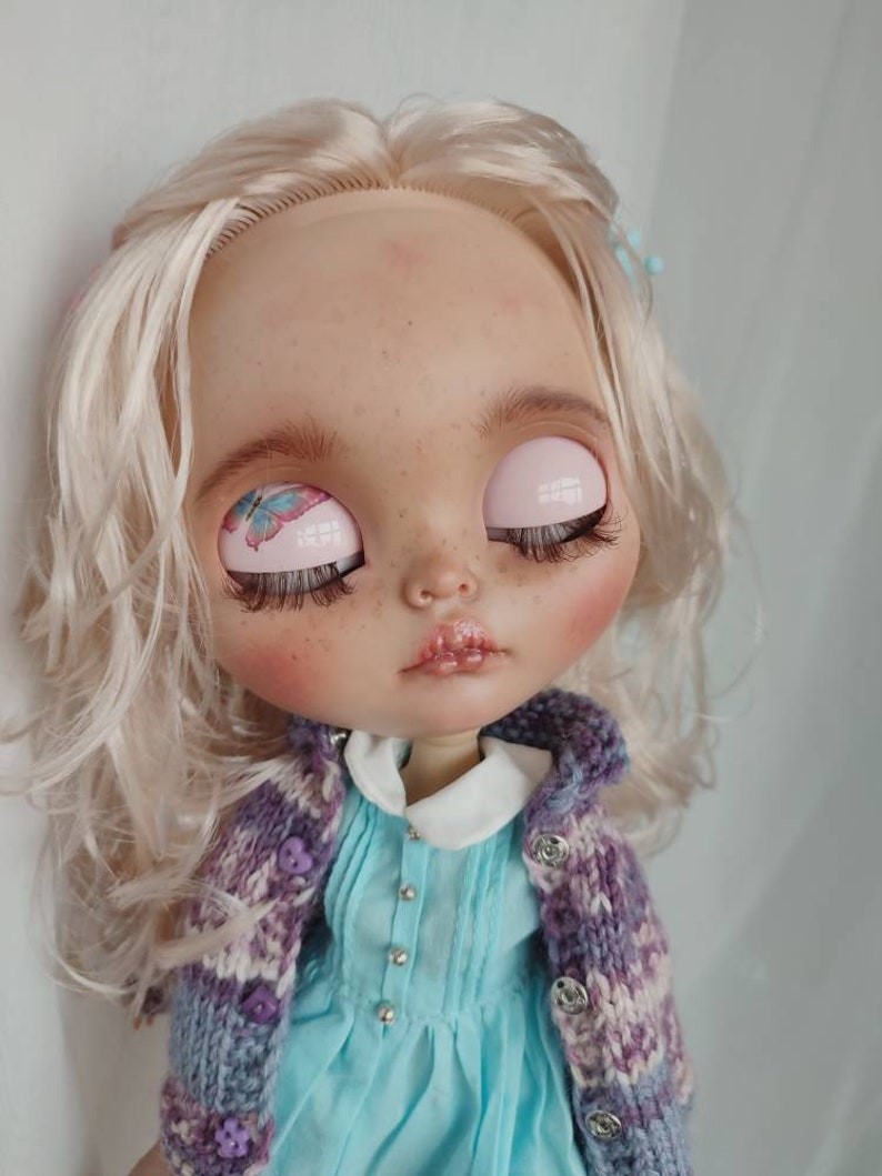 Nataly – Custom Blythe Doll One-Of-A-Kind OOAK Custom OOAK Blythe Doll