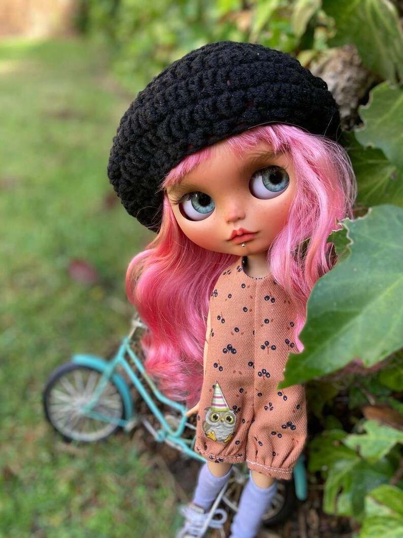 Norah – Custom Blythe Doll One-Of-A-Kind OOAK Custom OOAK Blythe Doll