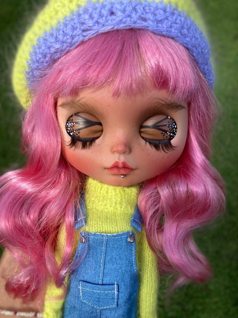 Norah – Custom Blythe Doll One-Of-A-Kind OOAK Custom OOAK Blythe Doll