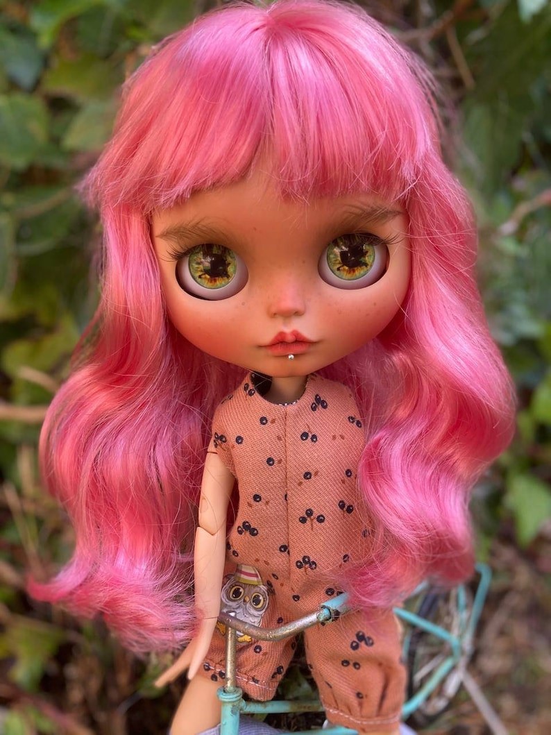 Norah – Custom Blythe Doll One-Of-A-Kind OOAK Custom OOAK Blythe Doll