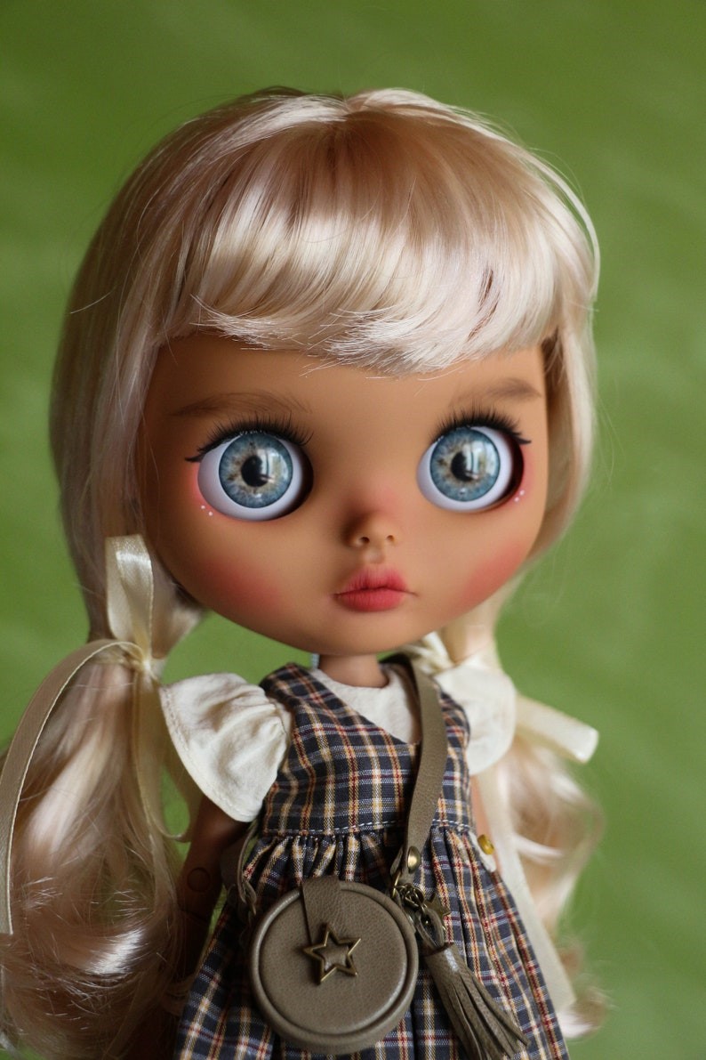 Paola – Custom Blythe Doll One-Of-A-Kind OOAK Custom OOAK Blythe Doll