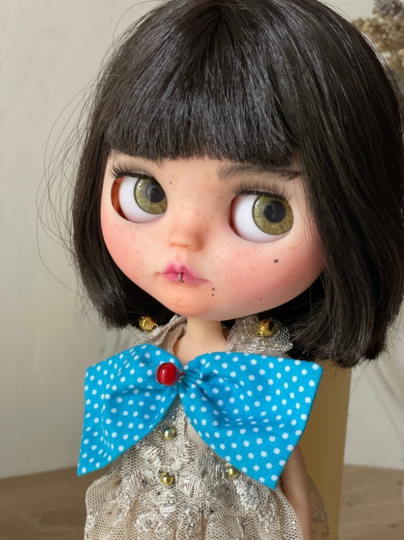 Reese – Custom Blythe Doll One-Of-A-Kind OOAK Custom OOAK Blythe Doll