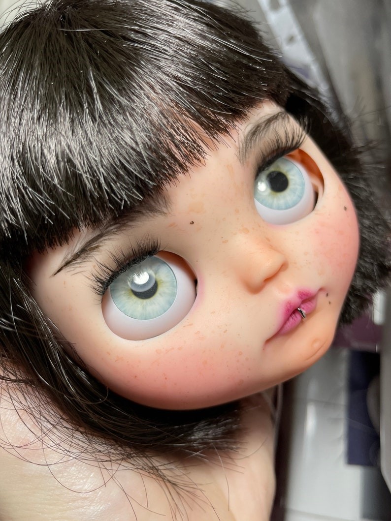 Reese – Custom Blythe Doll One-Of-A-Kind OOAK Custom OOAK Blythe Doll