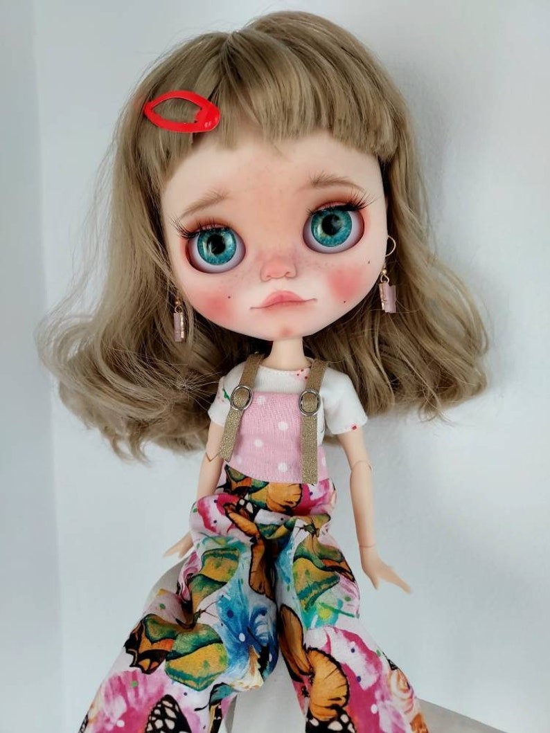 Sariah – Custom Blythe Doll One-Of-A-Kind OOAK Custom OOAK Blythe Doll