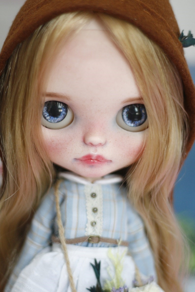 Scarlett – Custom Blythe Doll One-Of-A-Kind OOAK 