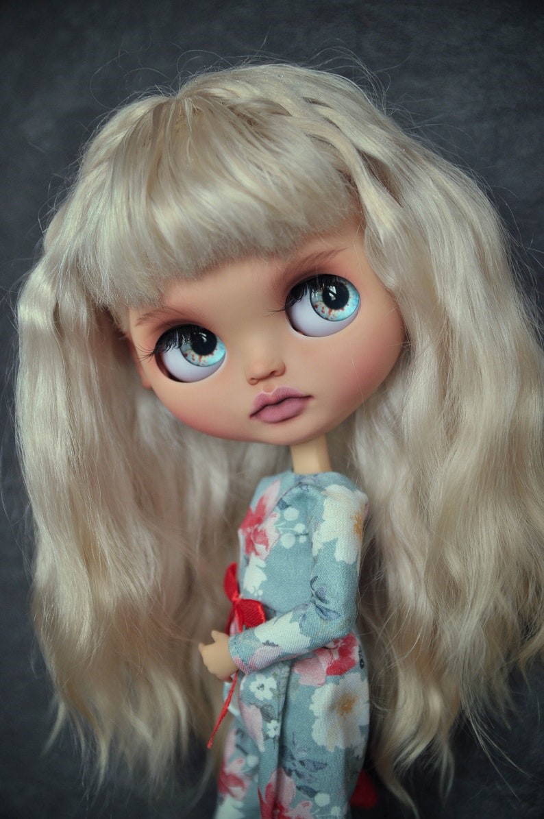 Sonia – Custom Blythe Doll One-Of-A-Kind OOAK Custom OOAK Blythe Doll