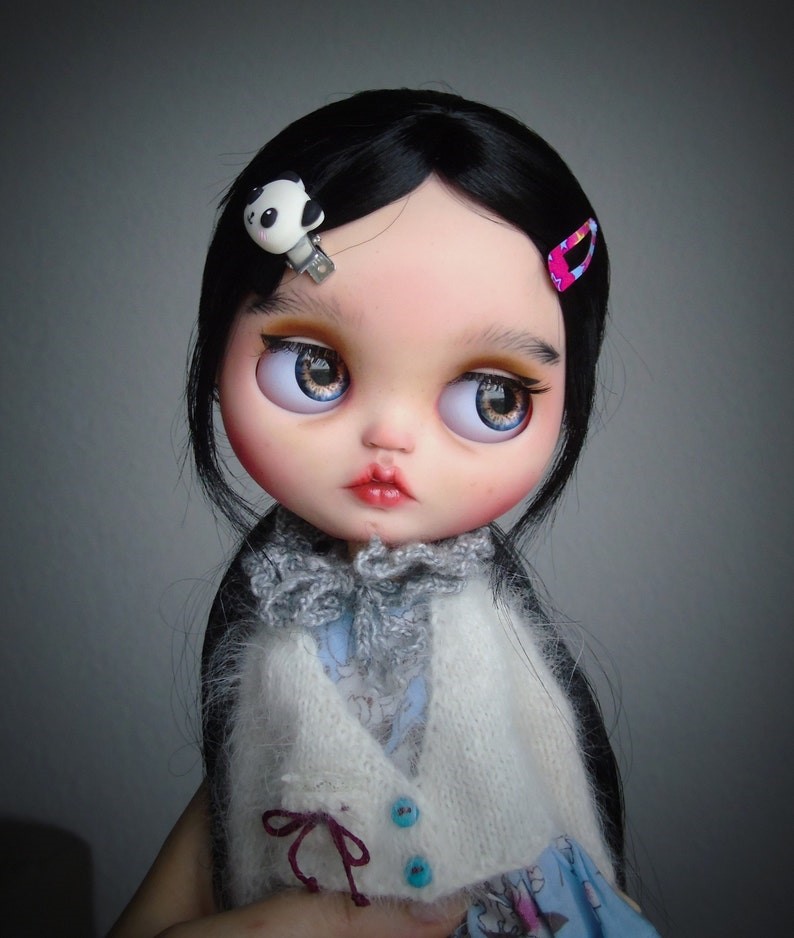 Zoie – Custom Blythe Doll One-Of-A-Kind OOAK Custom OOAK Blythe Doll
