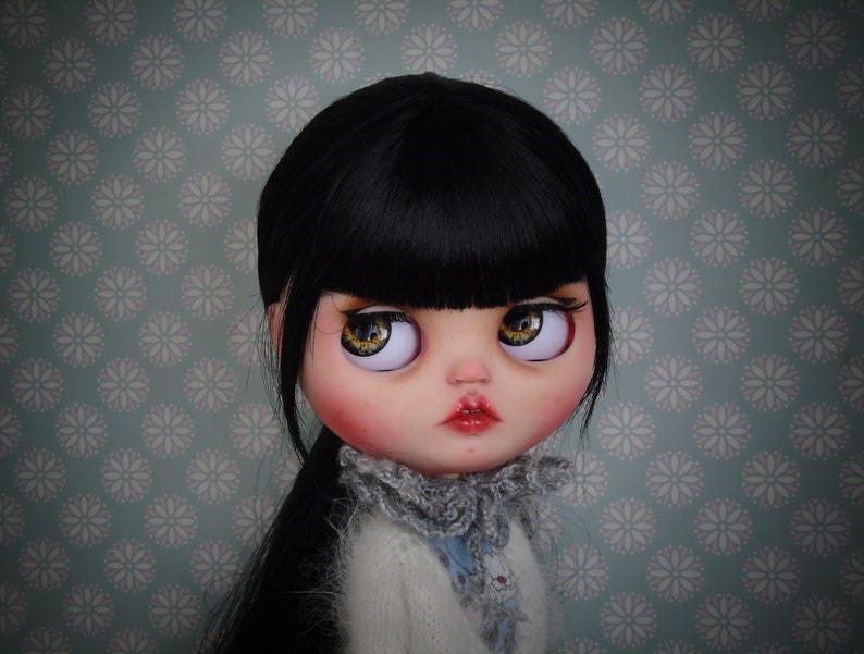 Zoie – Custom Blythe Doll One-Of-A-Kind OOAK Custom OOAK Blythe Doll