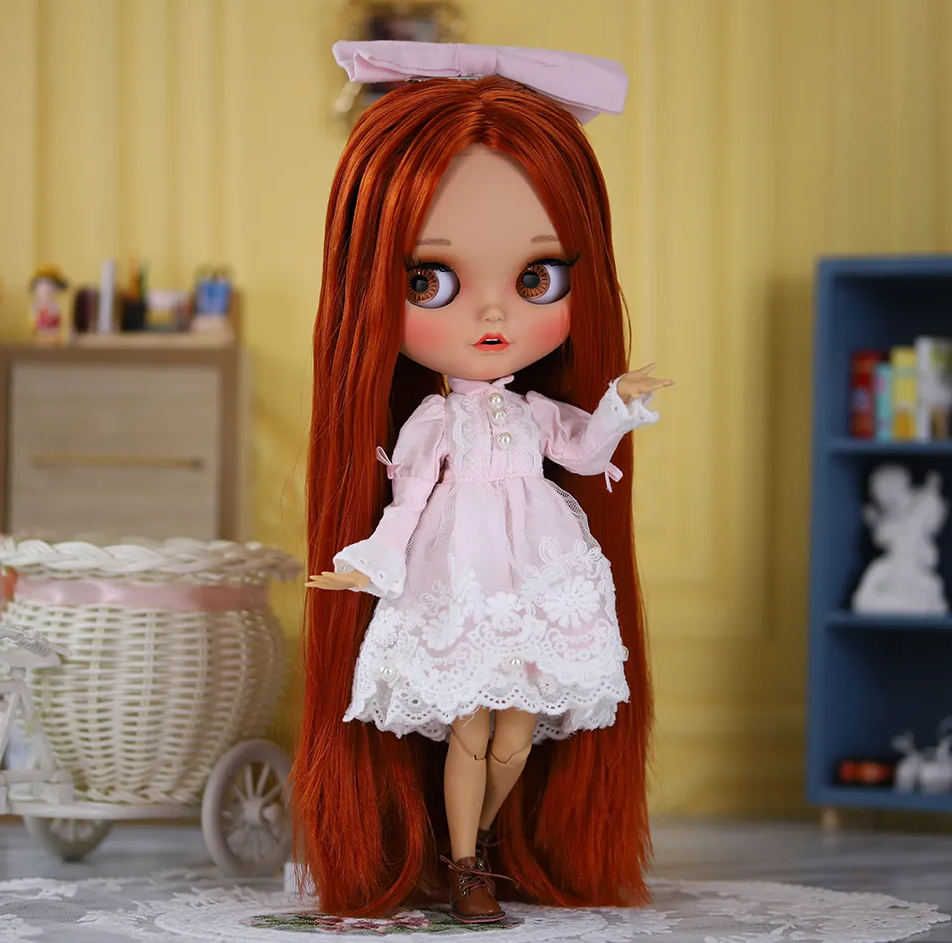 Helena – Premium Custom Neo Blythe Doll with Ginger Hair, Tan Skin & Matte Smiling Face Ginger hair Matte face Smiling face Tan skin