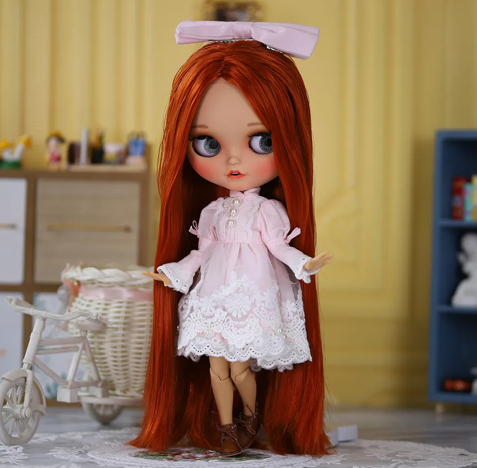 Helena – Premium Custom Neo Blythe Doll with Ginger Hair, Tan Skin & Matte Smiling Face Ginger hair Matte face Smiling face Tan skin